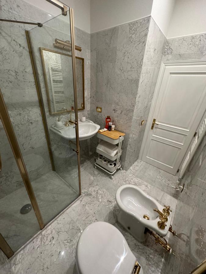 Casa Orsi - Appartamento Fronte Duomo A Firenze Buitenkant foto
